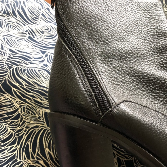 Jeffrey Campbell Arundel Boots - Picture 2 of 8